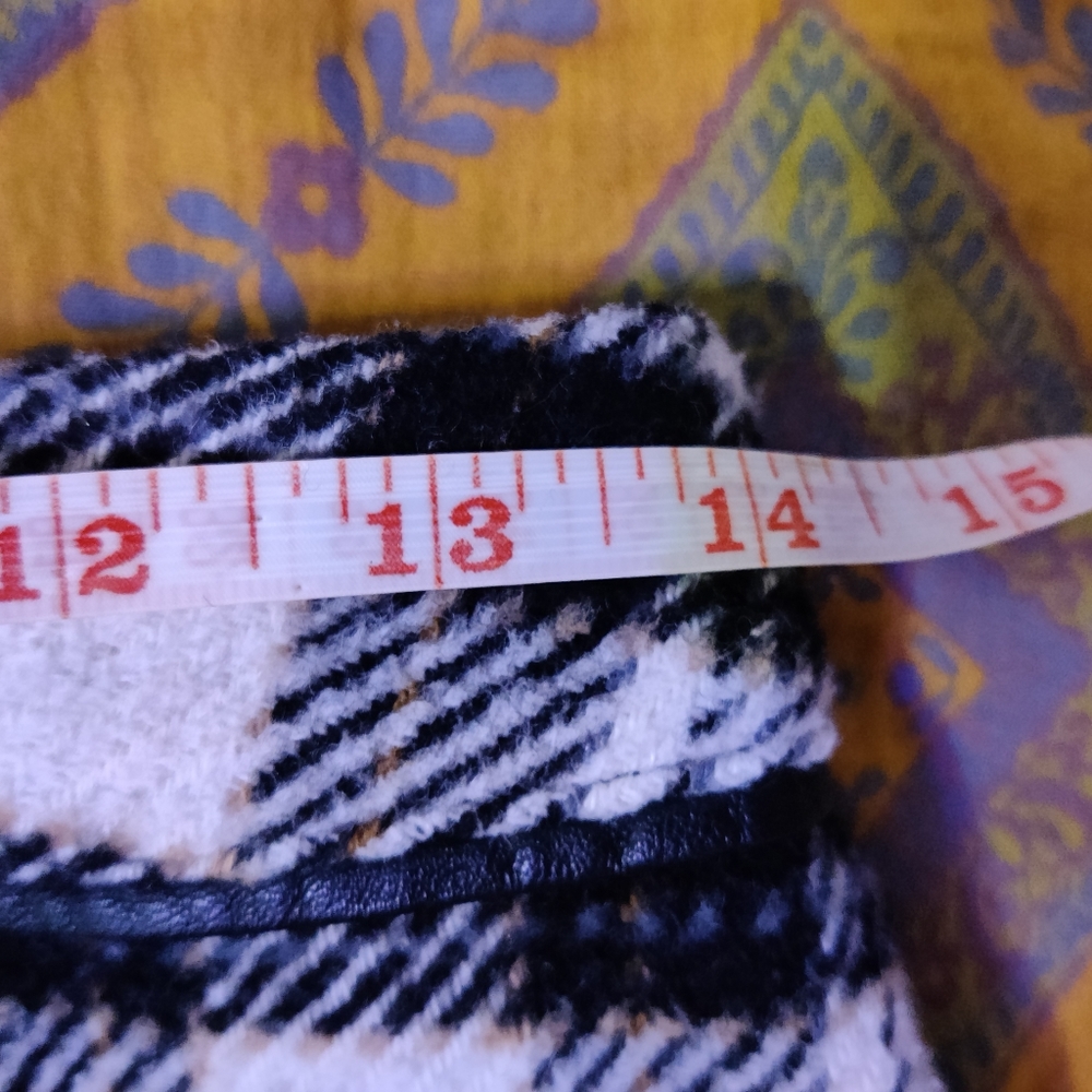 Abercrombie & Fitch Plaid Mini Skirt - Picture 5 of 5